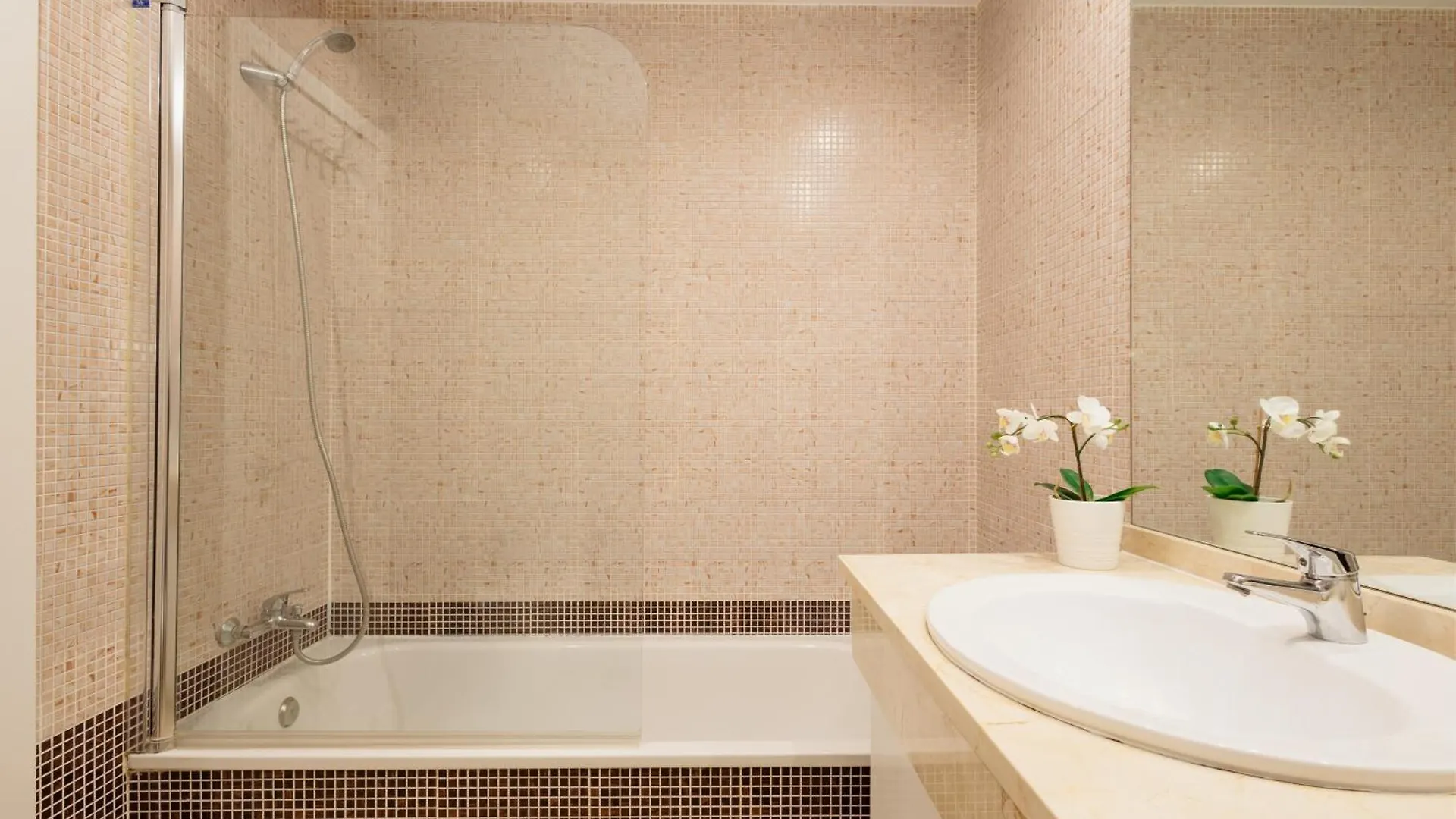 Apartment Balcones Del Lago Istan