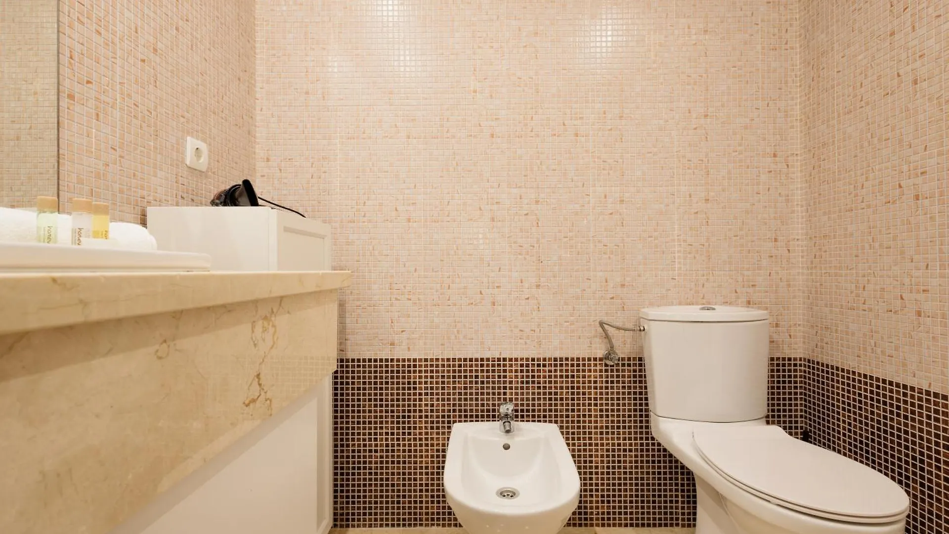 Apartment Balcones Del Lago Istan